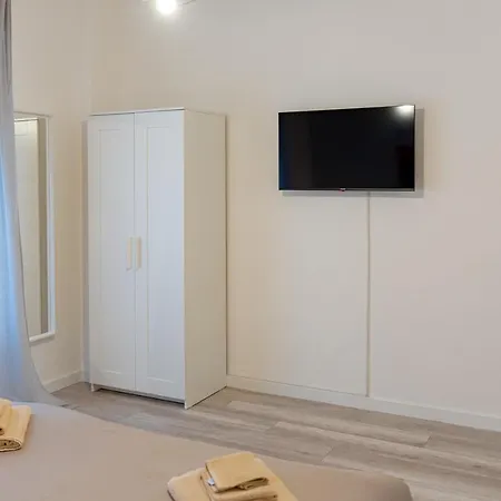 Moderno Al Centro דירה